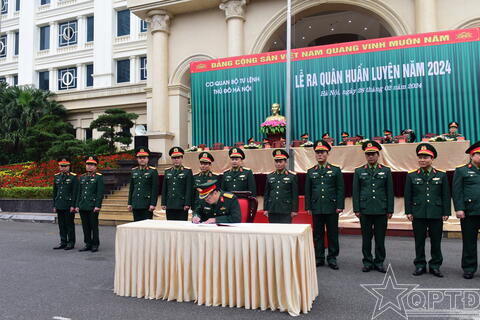 Khối cơ quan Bộ Tư lệnh Thủ đô Hà Nội ra quân huấn luyện năm 2024