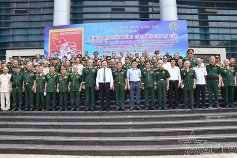 Gặp mặt, giao lưu nhân chứng lịch sử “Viết tiếp bản hùng ca toàn thắng”