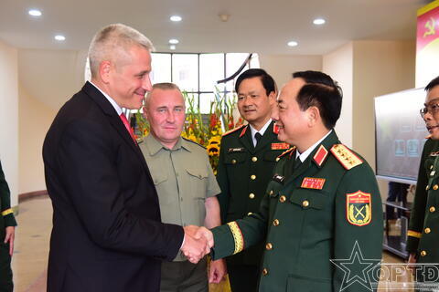 Nổi bật