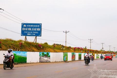 Về nơi  Hai Bà Trưng dựng cờ khởi nghĩa