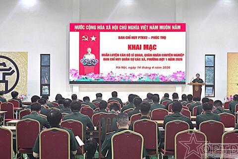 Khai mạc huấn luyện cán bộ sĩ quan và quân nhân chuyên nghiệp