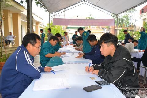 Xã Hát Môn tổ chức sơ tuyển sức khỏe nghĩa vụ quân sự năm 2026