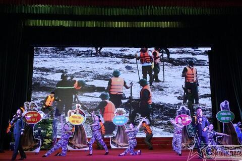 Tuổi trẻ Bộ Tư lệnh Thủ đô Hà Nội tham gia Hội thi “Thanh niên Quân đội với văn hoá giao thông” năm 2025