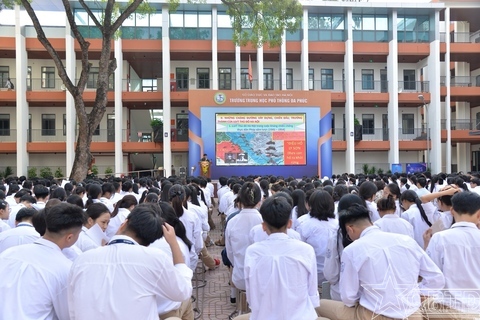 Lan toả truyền thống LLVT Thủ đô đến thế hệ trẻ