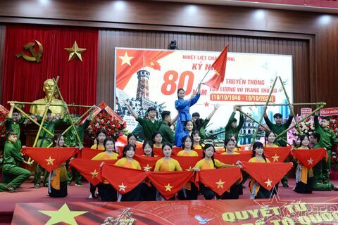 Tổ chức gặp mặt, tọa đàm kỷ niệm 80 năm Ngày truyền thống LLVT Thủ đô