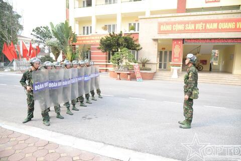Trung đoàn 692 (Sư đoàn Bộ binh 301): Tích cực luyện tập các phương án sẵn sàng chiến đấu