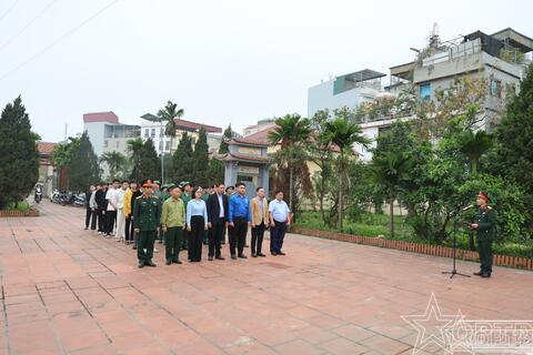 Yên Nghĩa gặp mặt thanh niên chuẩn bị nhập ngũ năm 2026