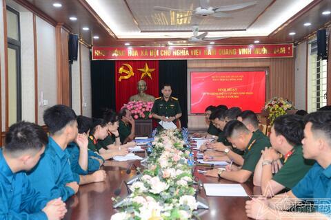 Ban CHQS xã Đông Anh: Dân chủ, cởi mở trong sinh hoạt Ngày Chính trị, văn hóa tinh thần