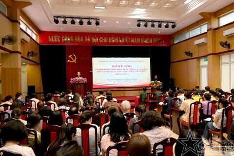 Phường Hai Bà Trưng bồi dưỡng kiến thức QP&AN đối tượng 4 năm 2026