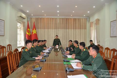 Kiểm tra, chúc tết cán bộ, chiến sĩ Trung đoàn 692, Sư đoàn Bộ binh 301