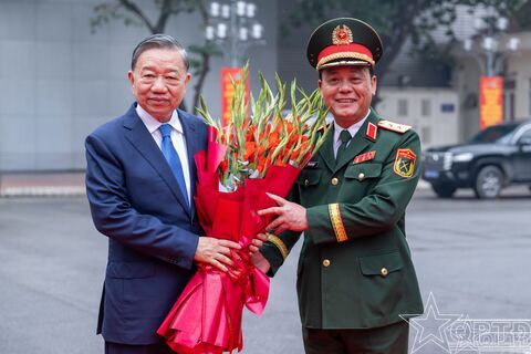 Tổng Bí thư, Chủ tịch nước Tô Lâm dự Lễ kỷ niệm 80 năm Ngày truyền thống Lực lượng vũ trang Thủ đô