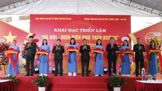 <a href="/van-hoa/lich-su-llvt-thu-do" title="Lịch sử LLVT nhân dân Thủ đô Hà Nội" rel="dofollow">Lịch sử LLVT nhân dân Thủ đô Hà Nội</a>