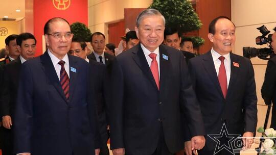 <a href="/thoi-su-chinh-tri" title="Thời sự-Chính trị" rel="dofollow">Thời sự-Chính trị</a>