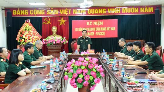<a href="/quoc-phong-an-ninh/cong-tac-dang-cong-tac-chinh-tri" title="Công tác Đảng - Công tác Chính trị" rel="dofollow">Công tác Đảng - Công tác Chính trị</a>