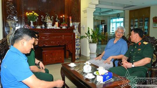 <a href="/thoi-su-chinh-tri" title="Thời sự-Chính trị" rel="dofollow">Thời sự-Chính trị</a>