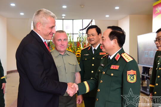 Nổi bật