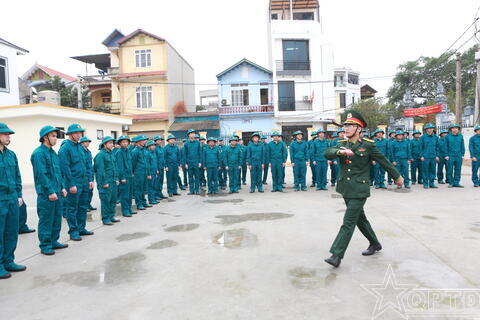 Ban CHQS huyện Thường Tín: Huấn luyện dân quân cơ động