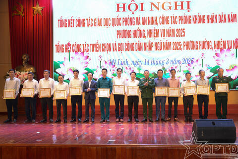 Huyện Mê Linh: Tổng kết công tác giáo dục quốc phòng-an ninh, phòng không nhân dân và công tác tuyển quân