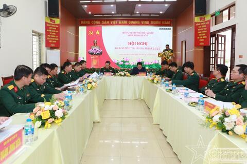 Khối thi đua số 1 ký kết giao ước thi đua