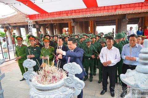 Thanh niên xã Phúc Lộc  sẵn sàng lên đường xây dựng và bảo vệ Tổ quốc