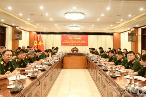Học tập, quán triệt và triển khai thực hiện một số nghị quyết, chỉ thị của Bộ Chính trị