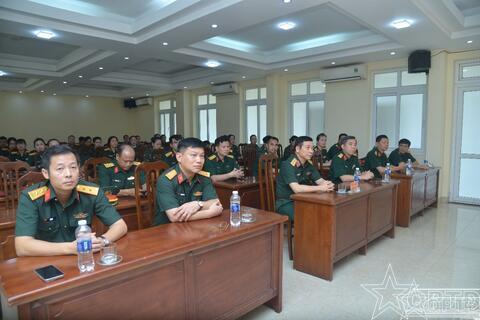 Gặp mặt, động viên nữ quân nhân tham gia nhiệm vụ A80