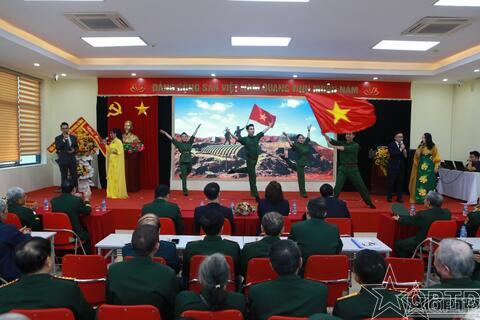 Phường Ba Đình gặp mặt cán bộ quân đội nghỉ hưu trên địa bàn