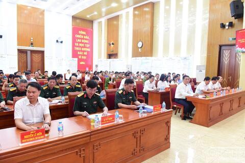 Tổng kết diễn tập cụm tác chiến trong khu vực phòng thủ