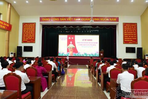 Bế giảng Lớp bồi dưỡng kiến thức quốc phòng và an ninh cho cán bộ đối tượng 3 năm 2026