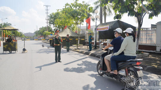 <a href="/chong-dien-bien-hoa-binh" title="Chống diễn biến hòa bình" rel="dofollow">Chống diễn biến hòa bình</a>