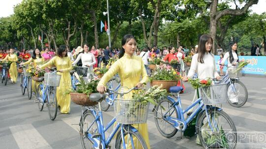 <a href="/thoi-su-chinh-tri" title="Thời sự-Chính trị" rel="dofollow">Thời sự-Chính trị</a>