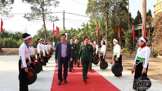 <a href="/quoc-phong-an-ninh/hau-phuong-quan-doi2" title="Hậu phương quân đội" rel="dofollow">Hậu phương quân đội</a>