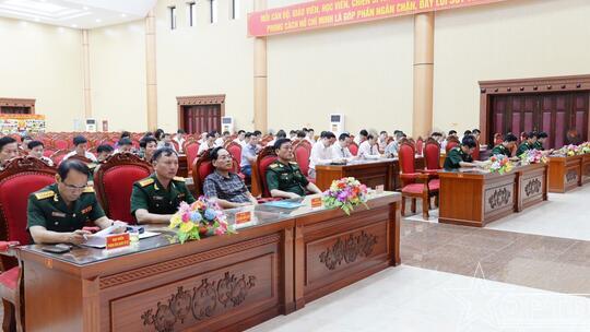 <a href="/quoc-phong-an-ninh/giao-duc-quoc-phong-va-an-ninh" title="Giáo dục Quốc phòng và An ninh" rel="dofollow">Giáo dục Quốc phòng và An ninh</a>