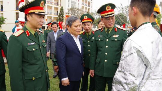 <a href="/thoi-su-chinh-tri" title="Thời sự-Chính trị" rel="dofollow">Thời sự-Chính trị</a>